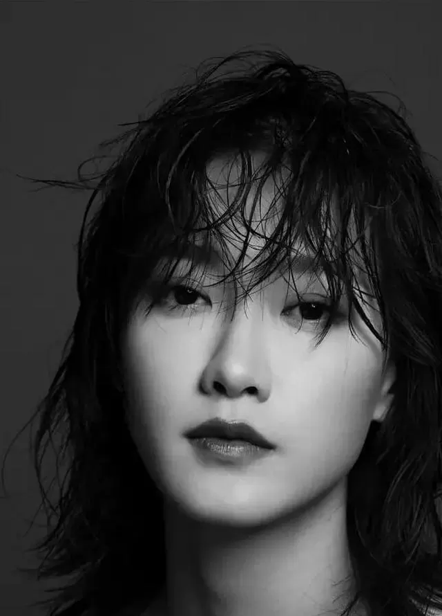 廖子妤凭《毒舌律师》《像我这样的爱情》获第42届金像奖最佳女主角 | 现场图