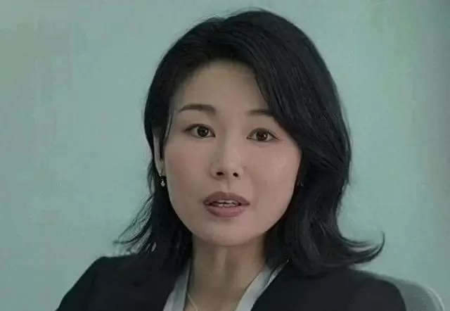 何嘉莉《重案解密》演心理扭曲凶手，三孩妈妈完成玉女形象决裂 | 资讯配图