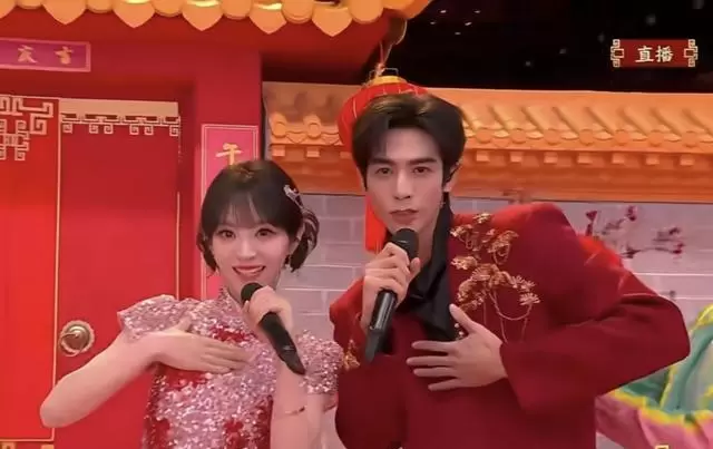 宋威龙田曦薇《潮热雨季未解之谜》定档,与张凌赫《逐玉》形成95后双剧对垒 | 相关图片 宋威龙田曦薇《潮热雨季未解之谜》定档,与张凌赫《逐玉》形成95后双剧对垒 | 相关图片