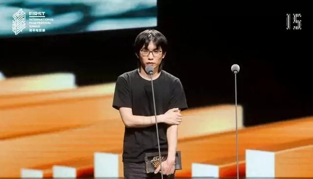 导演张中臣确诊高危型急性淋巴细胞白血病，正于北大医学国际部接受化疗 | 资讯配图
